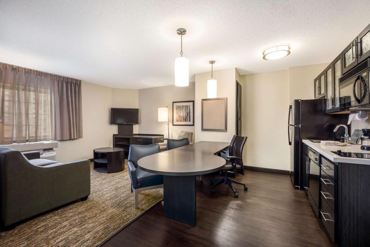 Sonesta Simply Suites Detroit トロイ エクステリア 写真