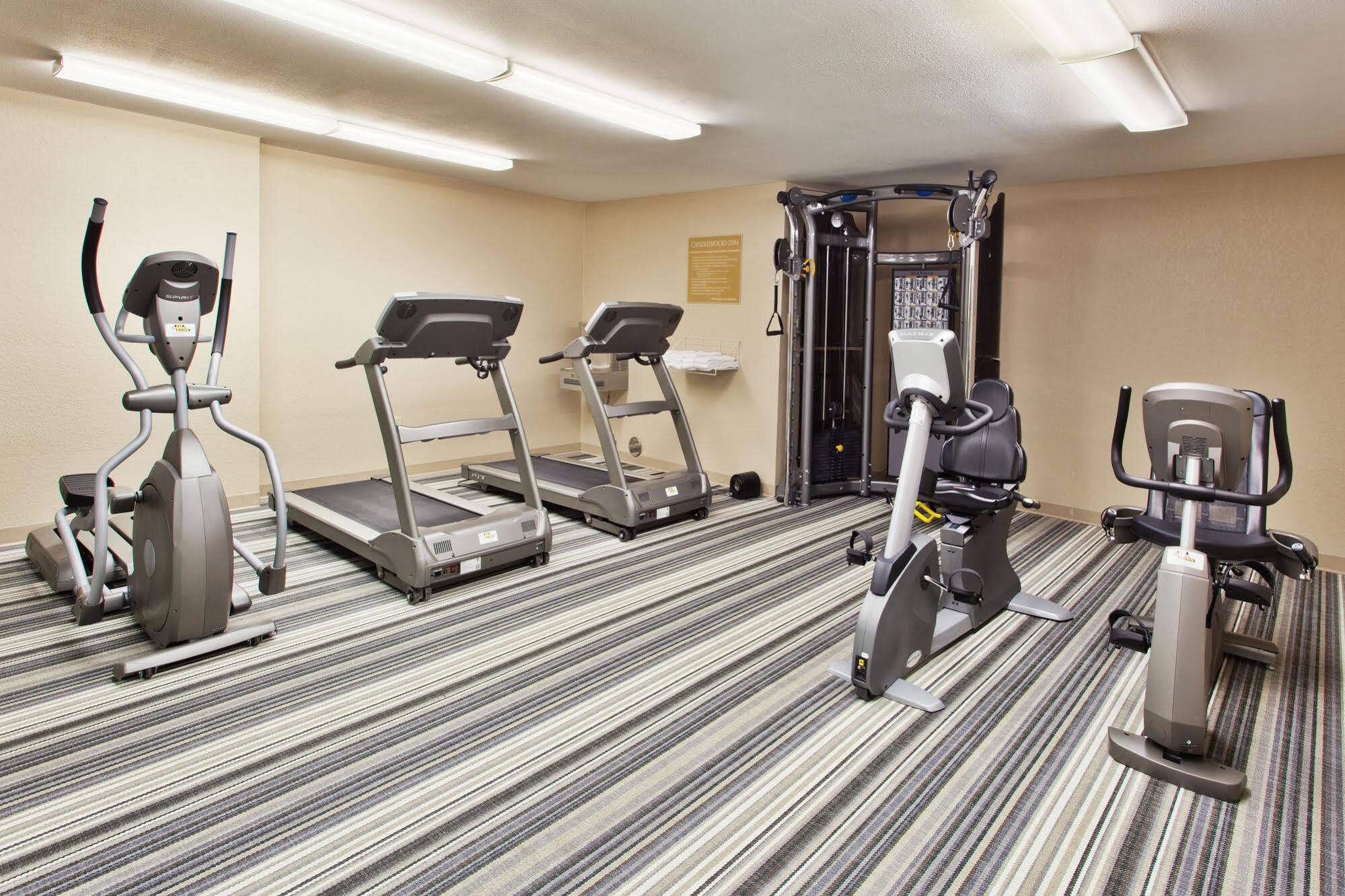 Sonesta Simply Suites Detroit トロイ エクステリア 写真